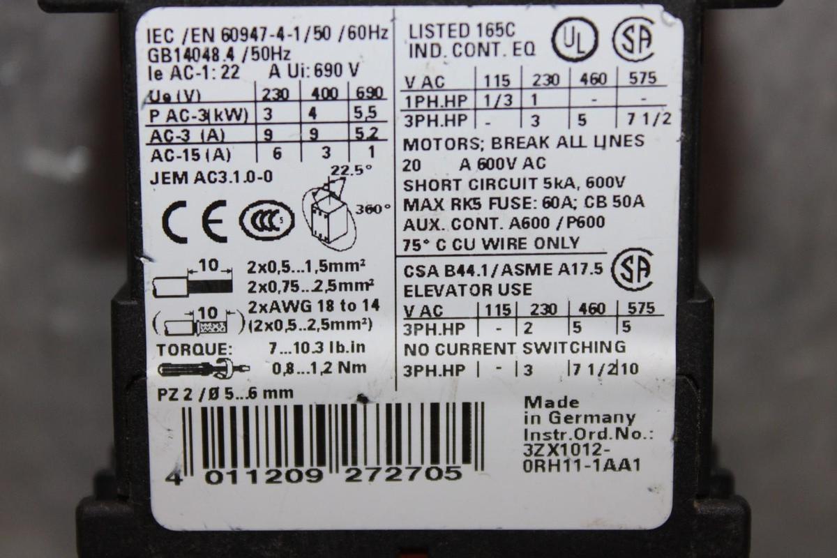 Used SIEMENS SIRIUS CONTACTOR 3RT1016-1BB41 600 VAC 20 AMP 7.5 HP W/ 3RH1911-1AA10