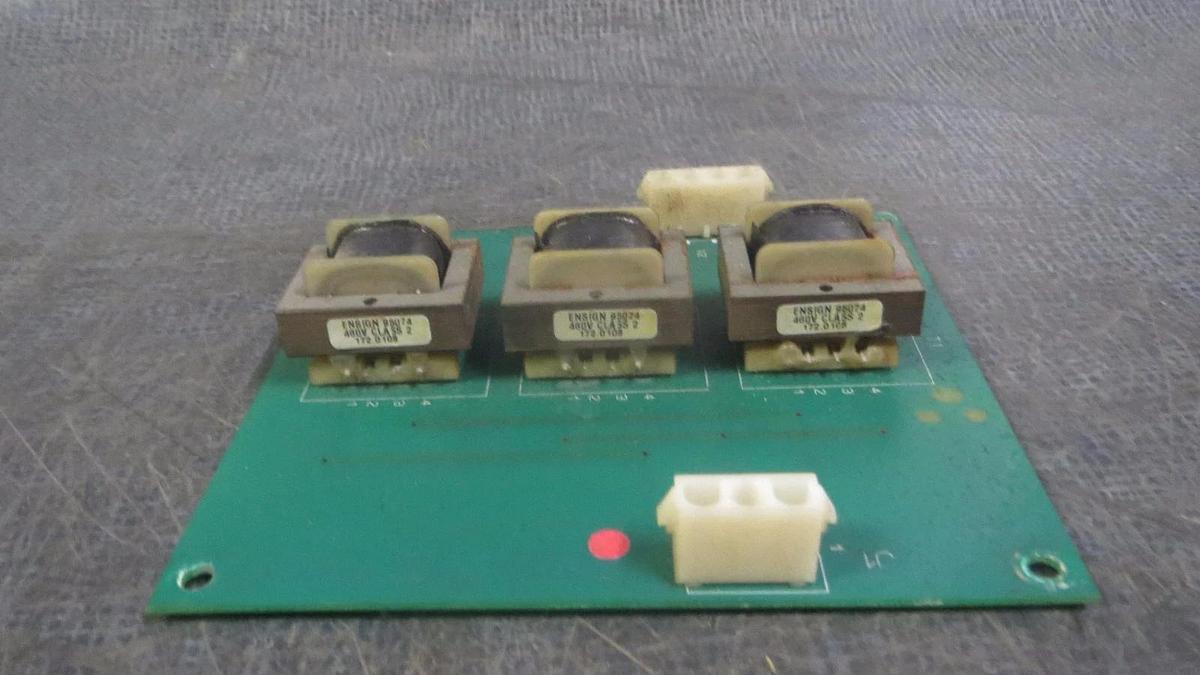 Used YORK INPUT VOLTAGE ISOLATOR CIRCUIT BOARD MODEL: 031-02022-000 **WARRANTY**
