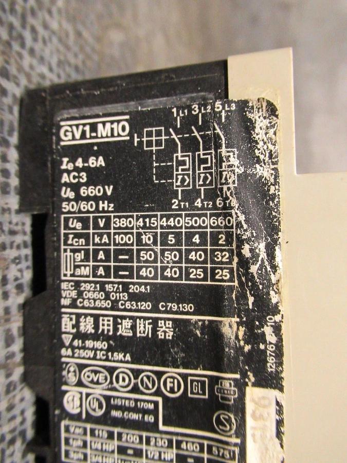 Used SCHNEIDER MANUAL MOTOR STARTER GV1-M10 660V 25A 7.5HP COIL: 24V **WARRANTY**