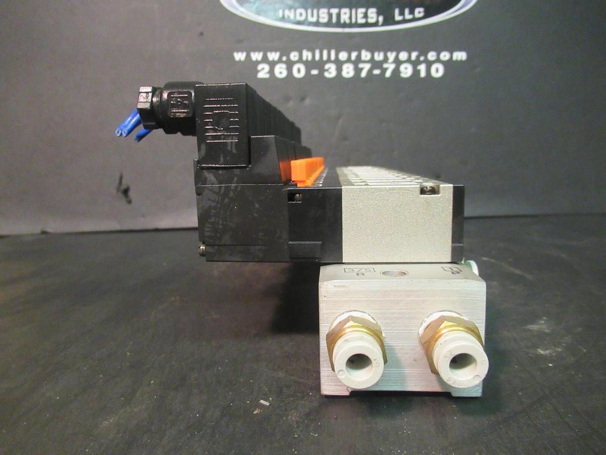 Used SMC SOLENOID VALVE BANK AND MANIFOLD 30-VZ-3140-5DC 24 VDC 0.075 AMP