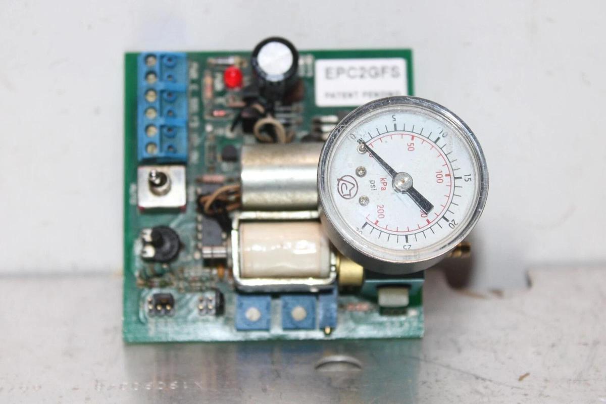 Used JOHNSON CONTROLS PNEUMATIC SIGNAL CONVERTER EPC2GFS *WARRANTY*