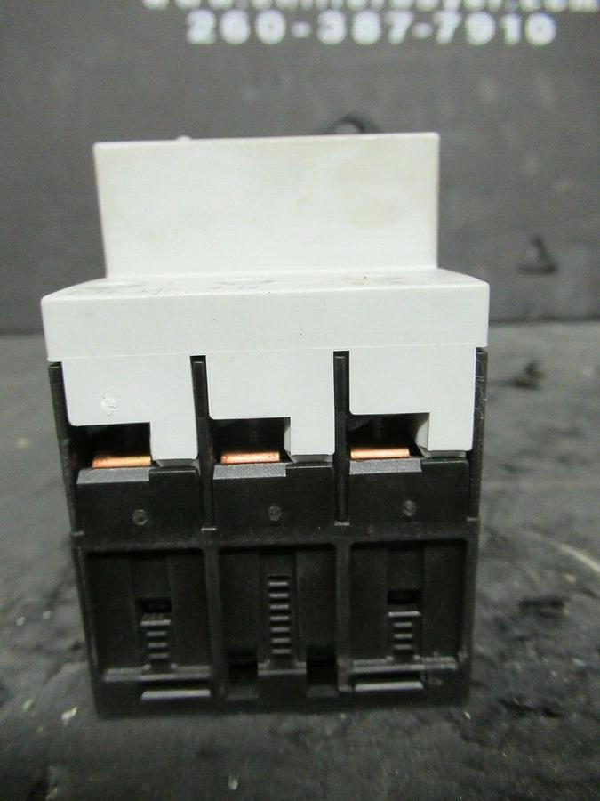 Used SIEMENS MANUAL MOTOR SPORT 3RV1011-1CA10 600 VAC 2 HP 1.8-2.5 AMP **WARRANTY**