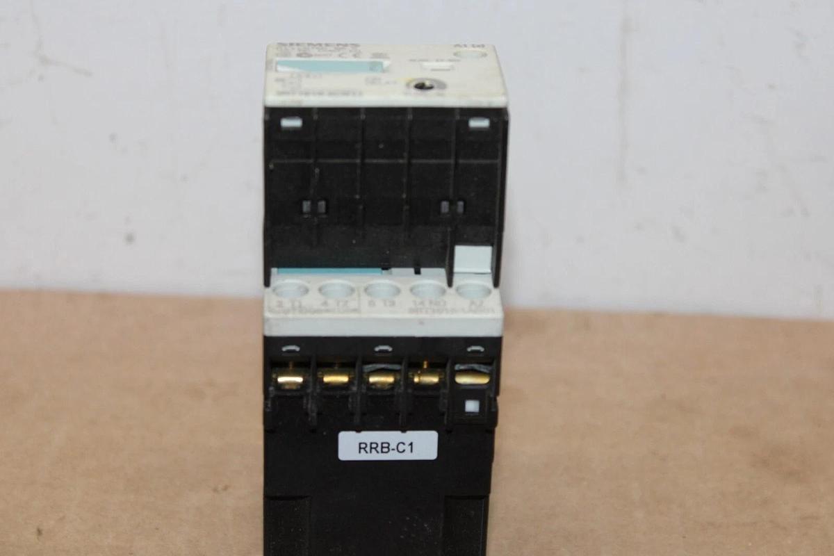 Used SIEMENS CONTACTOR 3RT1016-1AB01 20A 600V 5HP W/ 3RT1916-2CG11 TIME DELAY RELAY