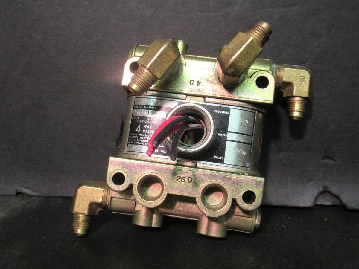Used SKINNER ELECTRIC 4-WAY SOLENOID VALVE V955BX15 60 VOLT 20 WATT 225 PSI