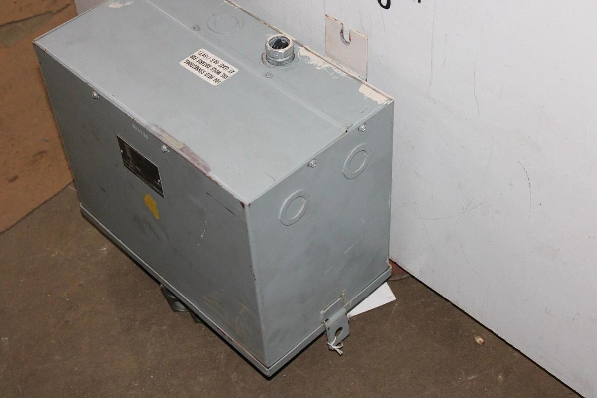 Used WESTINGHOUSE 3-PHASE EPT TRANSFORMER 6E1065 9 KVA HIGH: 480V LOW: 208/120V