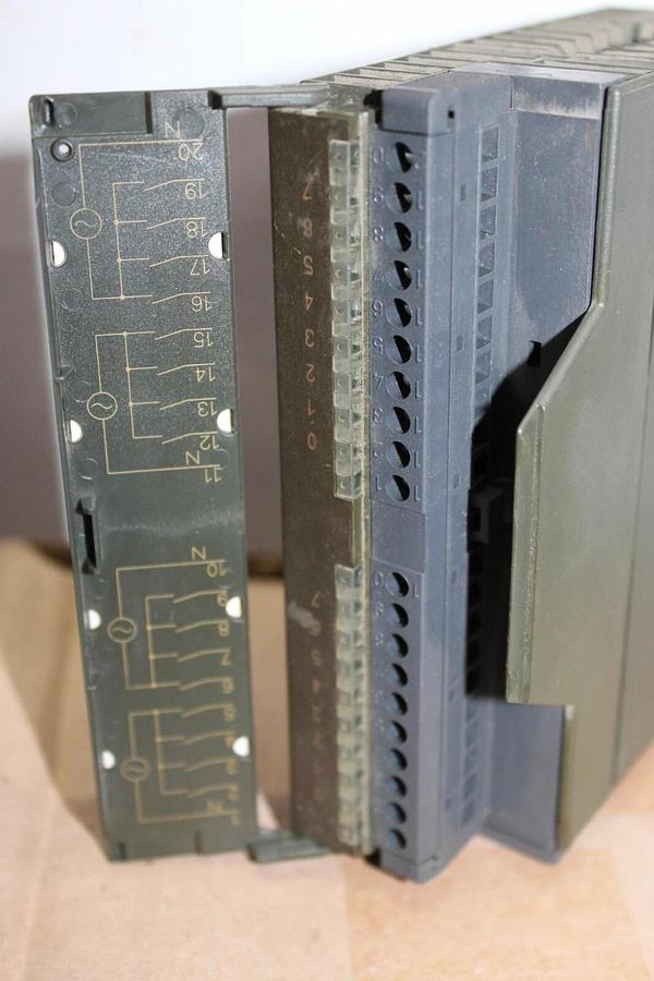 Used SIEMENS SIMATIC S7 6ES7-321-1EH01-0AA0 132 VAC 7.6 MA **WARRANTY**