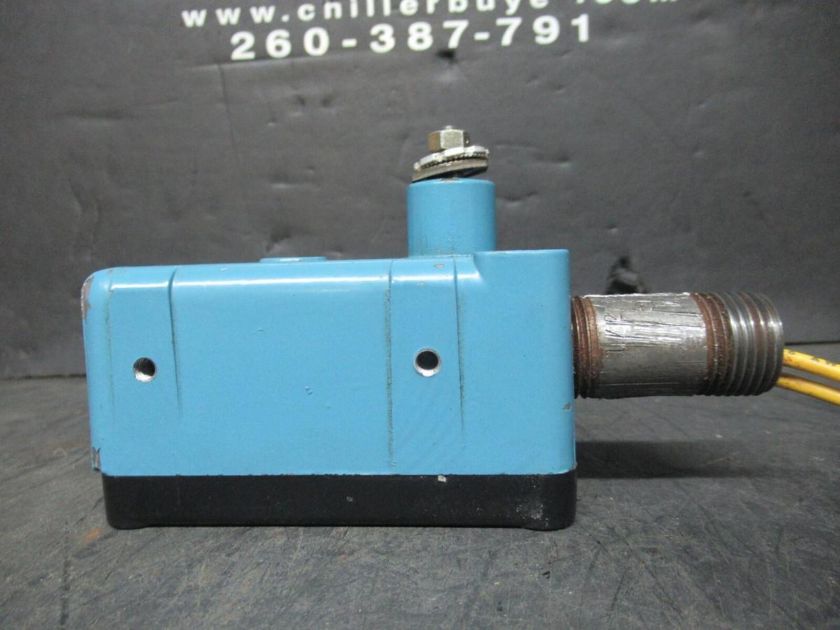 Used HONEYWELL EXPLOSION PROOF MICRO SNAP SWITCH EXA-AR20 20 AMP 480 VAC 2 HP