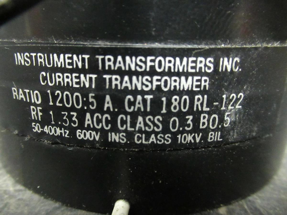 Used INSTRUMENT TRANSFORMERS CT CAT: 180 RL-122 1200:5 A RF 1.33 50-400 HZ 600 VOLTS