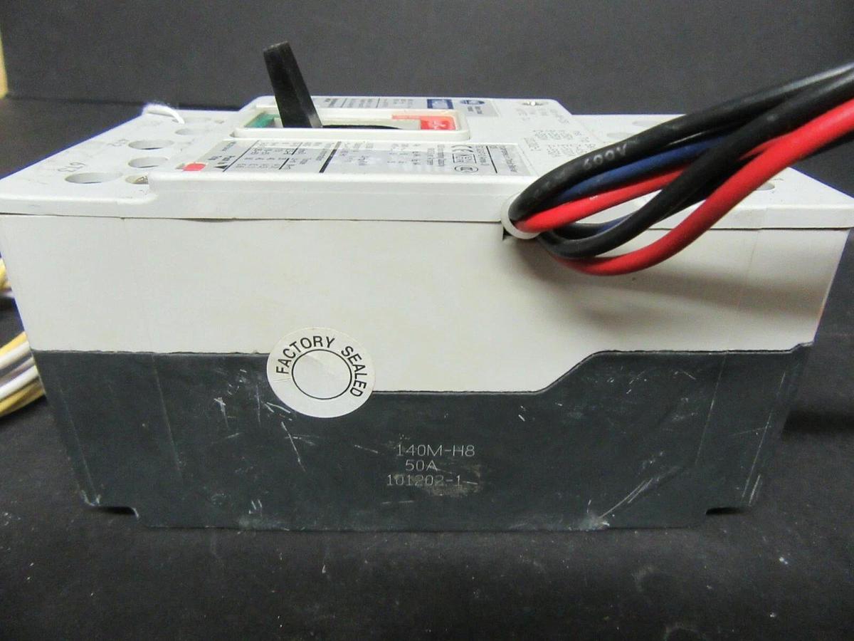 Used 50 AMP ALLEN BRADLEY 140M-H8 BREAKER 140M-H8P-C50 3 POLE 480 VAC W/ AUX SWITCH