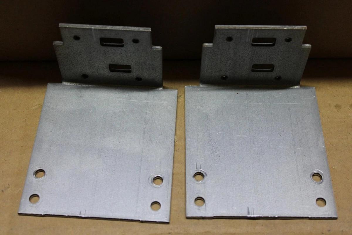 Used GENERAL ELECTRIC CIRCUIT BREAKER MOUNTING KIT FOR SFHA BREAKERS **WARRANTY**