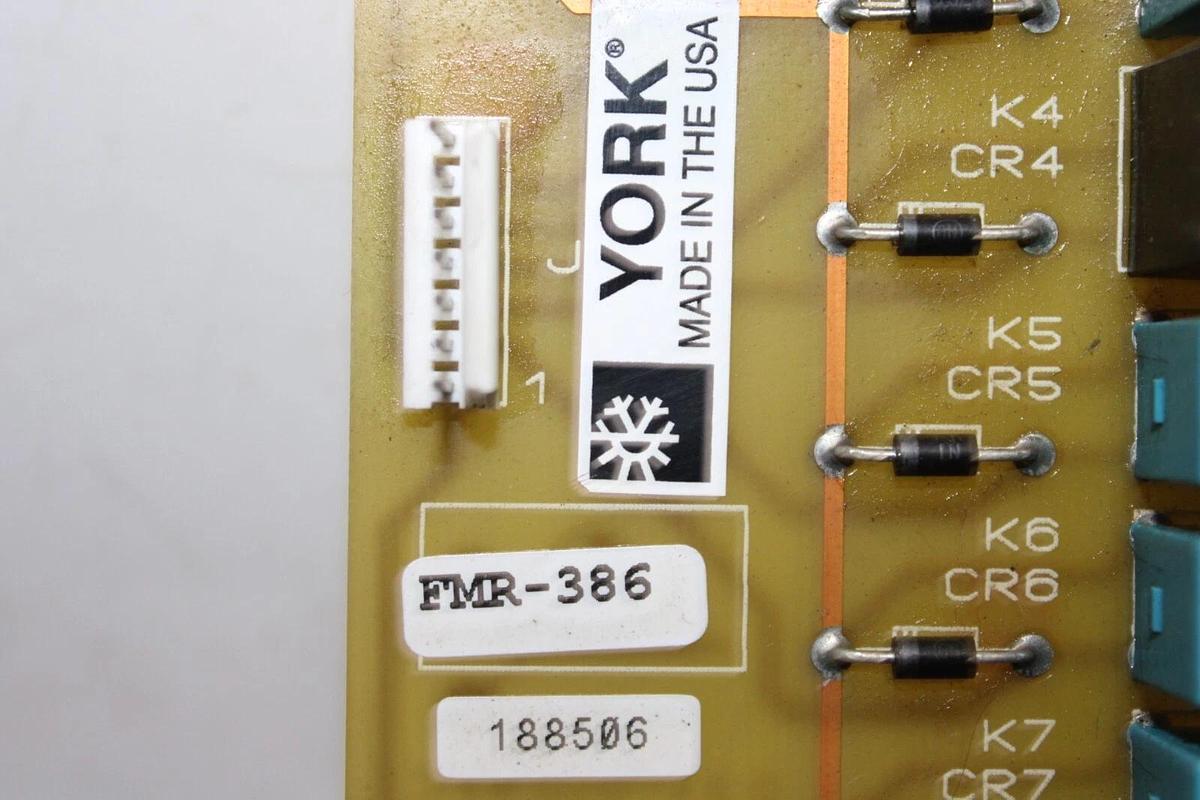 Used YORK HVAC CHILLER RELAY CIRCUIT BOARD 031-01093C00 **WARRANTY INCLUDED**