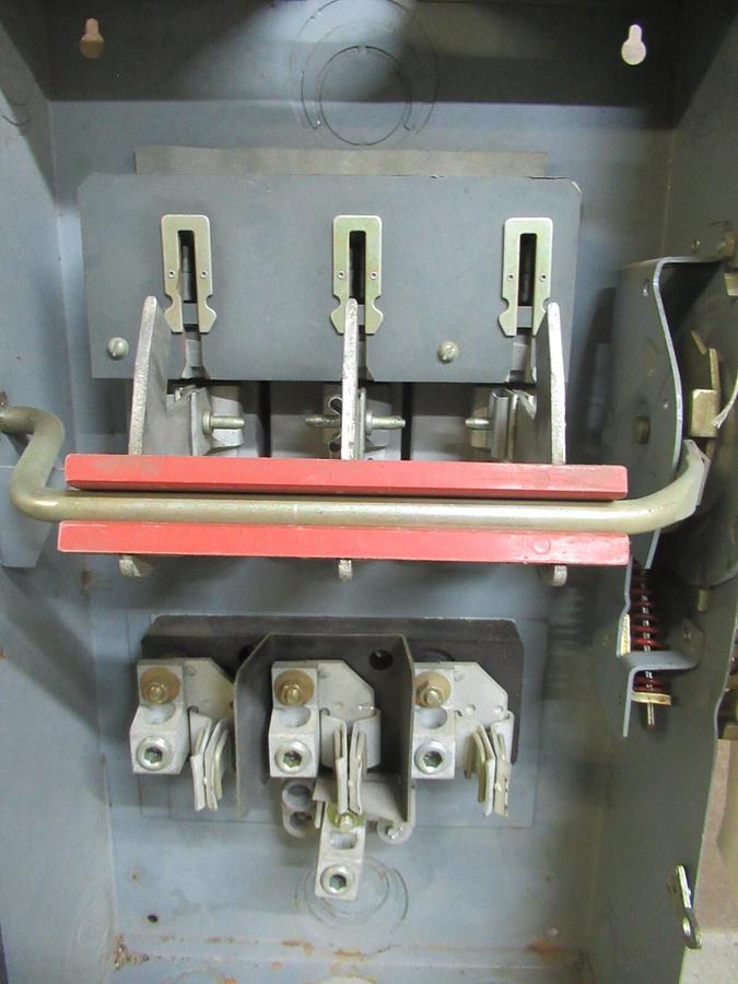 Used SQUARE D SAFETY SWITCH H324-N SER. A1 200 AMP 50 HP 240 VAC 3-POLE **WARRANTY**