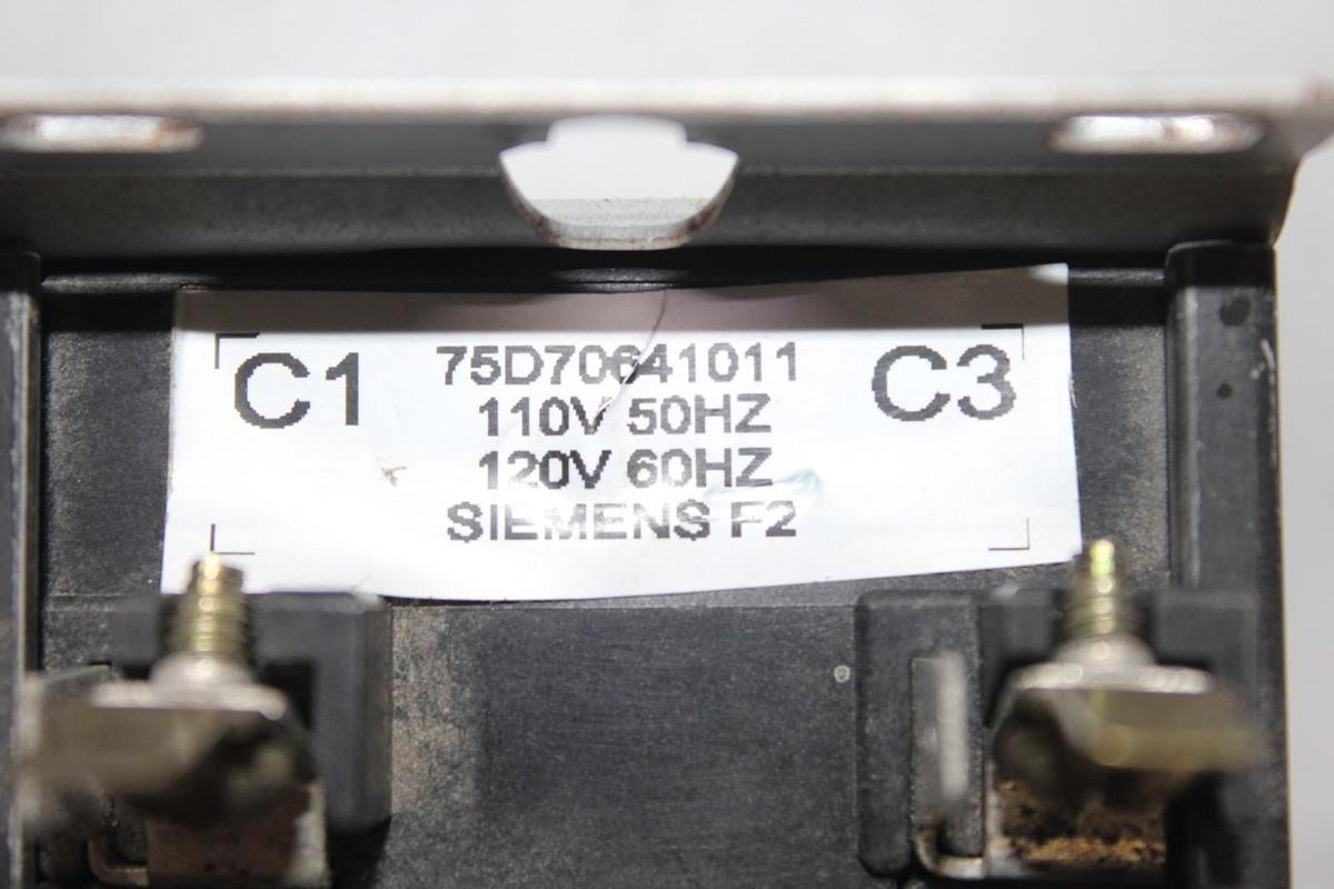 Used SIEMENS CONTACTOR 42AF35AFAWT 25 AMP 3-POLE 600 VAC COIL: 110/120V