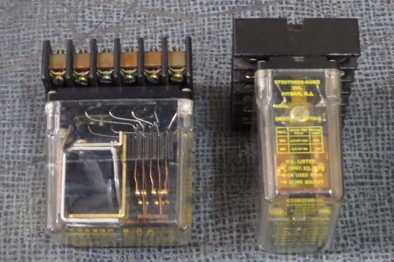STRUTHERS DUNN RELAY WITH DUNCO BASE! 219BBXP 24 VDC COIL 120V 10 AMP