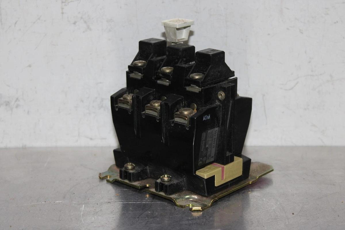 Used ALLEN-BRADLEY OVERLOAD RELAY 592-BOV16 600 VAC 7200 VA NEMA A600 3-POLE