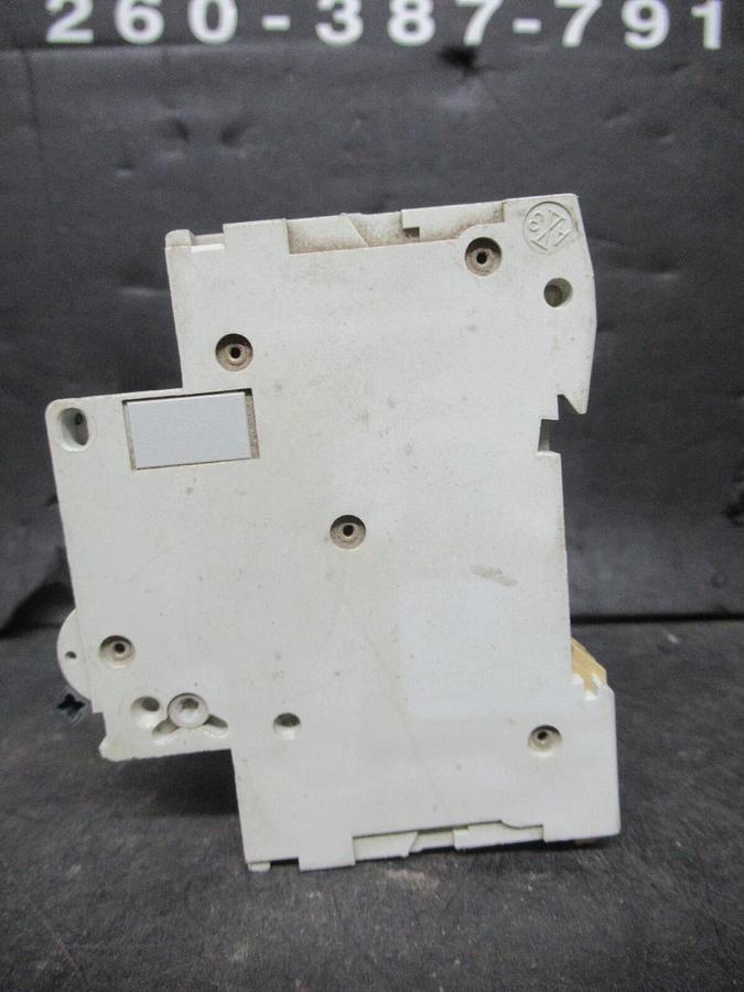 Used MERLIN GERIN SINGLE POLE BREAKER 24118 MULTI 9 C60N 16A-TYPE B 277 VAC