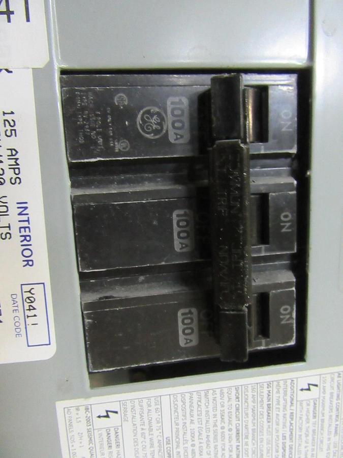 Used GE SERVICE PANEL AQF3421ABX 125 AMP 208Y/120 VOLT 3-PHASE W/ SURGE PROTECTOR