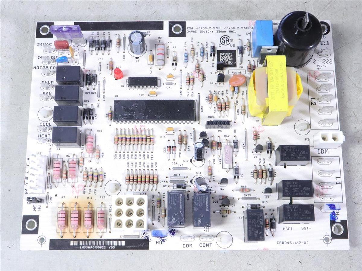 Used CARRIER FURNACE CONTROL BOARD CEPL130438-01 CEBD430-08A HK42FZ013