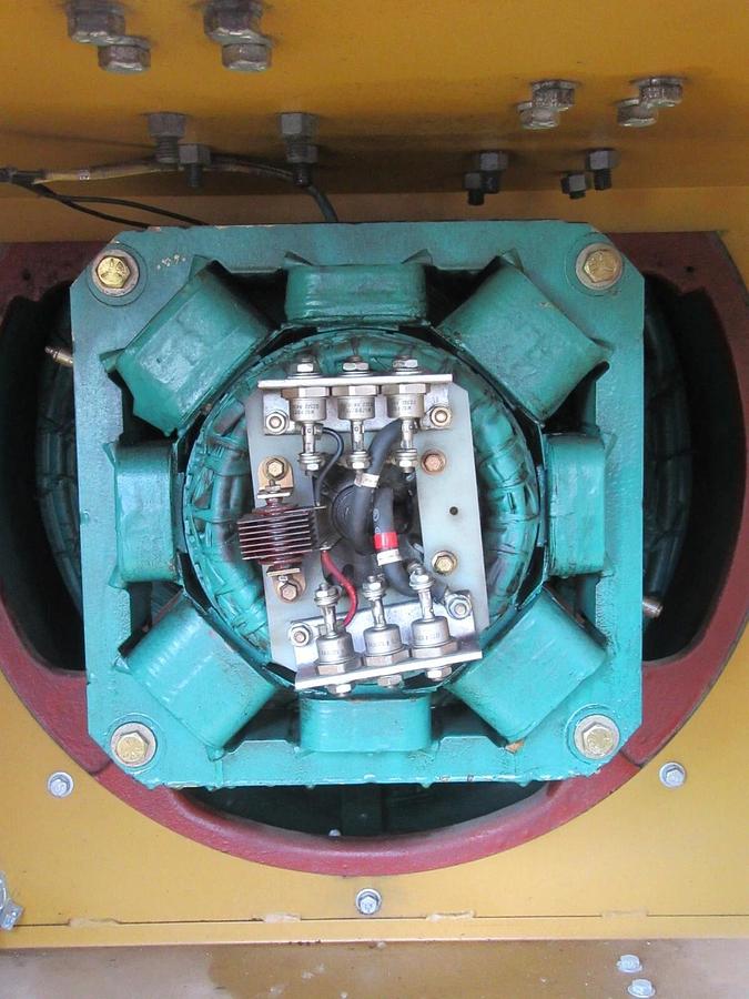 Used 675 / 750 KW KATOLIGHT GENERATOR HEAD 10 LEAD RE-CONNECTABLE 277/480 V D750FRX4