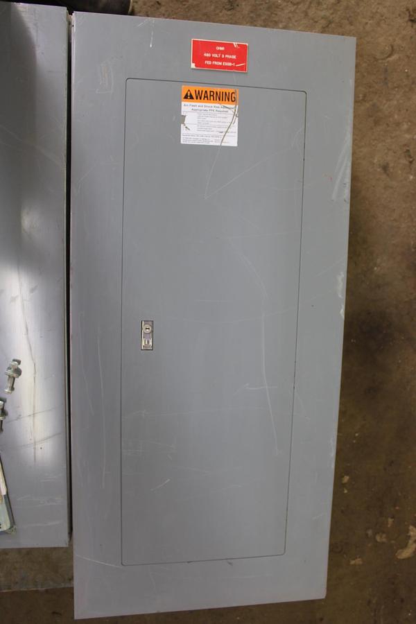Used SQUARE D NQOD PANELBOARD 240 VAC 48 VDC 225 AMP 4W 3-PHASE 42-SLOT