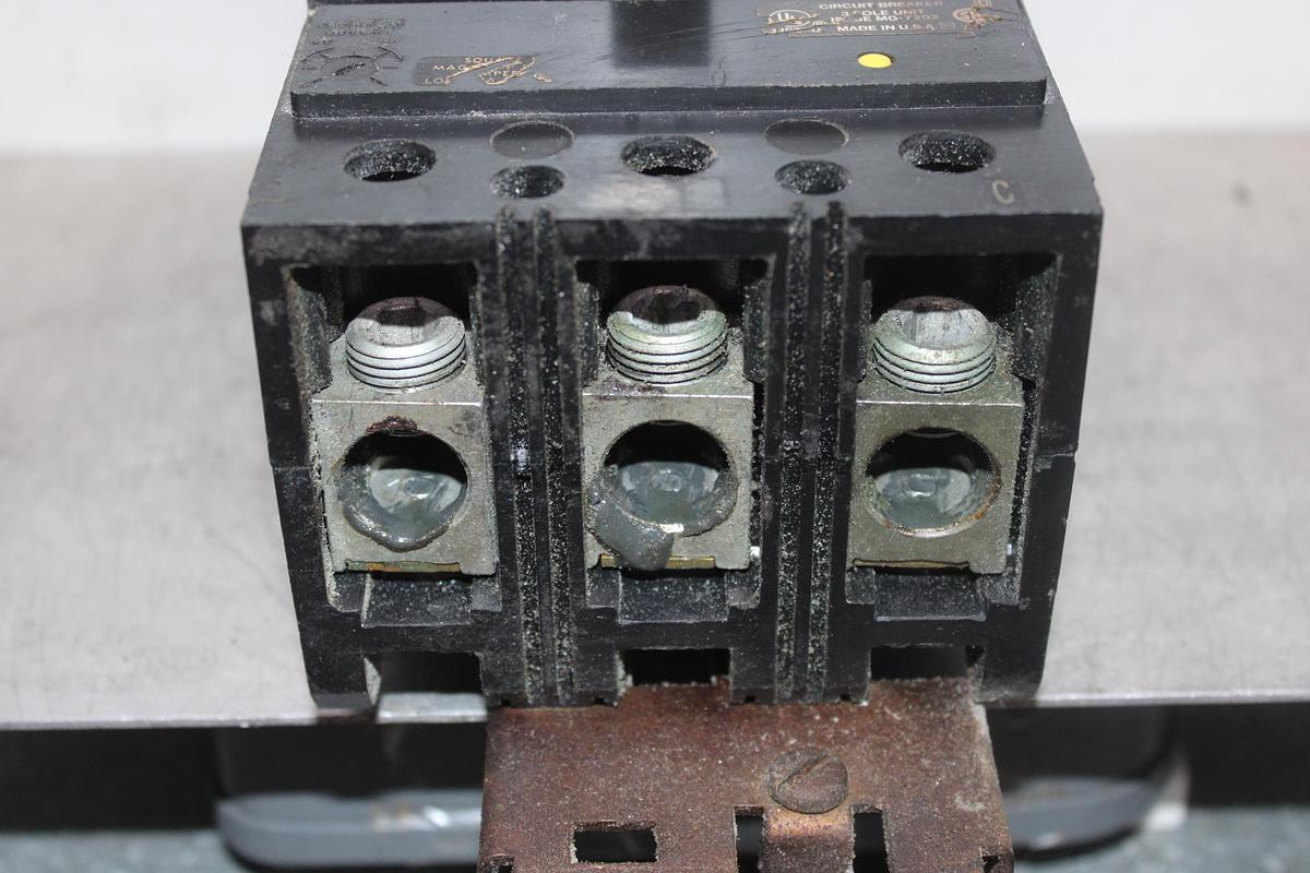 Used SQUARE D I-LINE CIRCUIT BREAKER IK36200 200 AMP 600 VAC 3-POLE