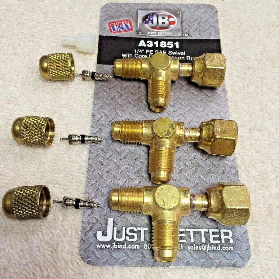 Used DWYER MAGNEHELIC PRESSURE / WATER LEVEL GAUGE 0-100 MM WATER 15 PSIG MAX