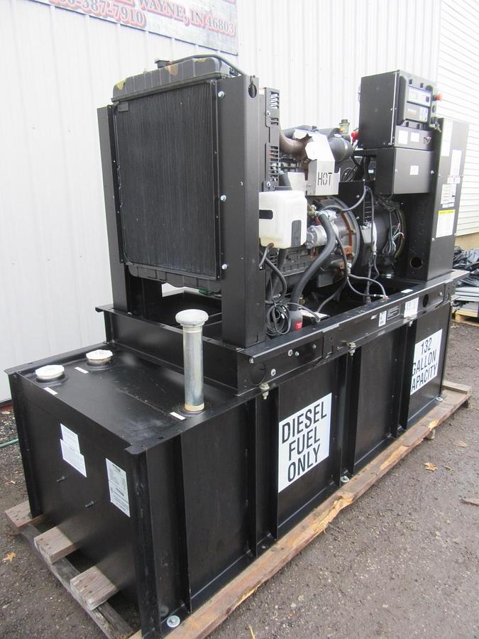 Used 2015 30 KW DIESEL GENERATOR GENERAC 120/240 VOLT SINGLE PHASE 181 HOURS VIDEO