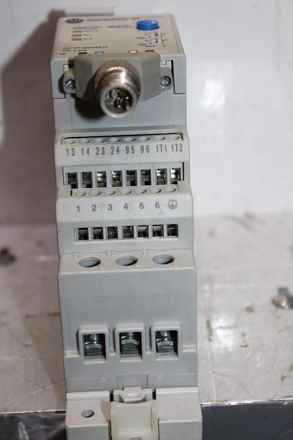 Used ALLEN BRADLEY DEVICENET OVERLOAD RELAY 592-EC1CC 193-ECPM2 5-25A 600V