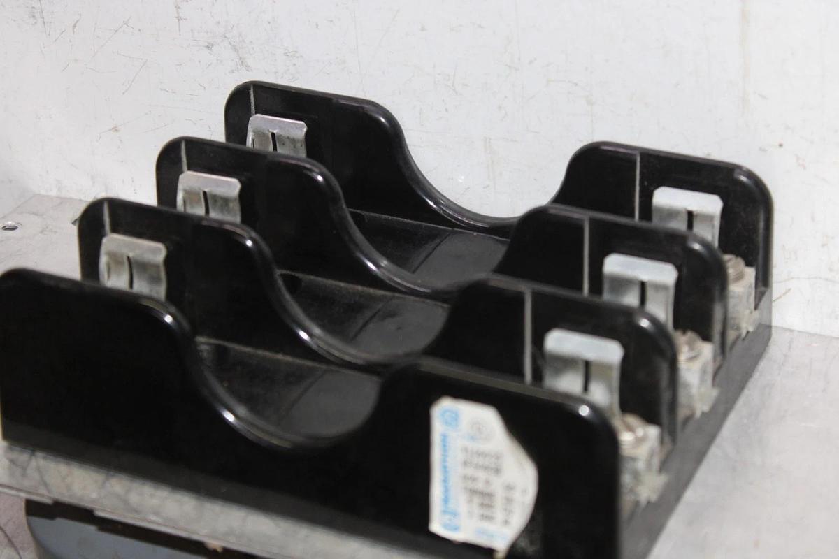 Used MARATHON FUSE HOLDER 4100035 6F60A3B 3-POLE 600V 60A **WARRANTY**