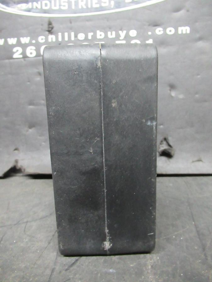 Used SQUARE D CURRENT TRANSFORMER 180R-601 RATIO: 600:5 25-400 HZ 10 KV 600 VOLT