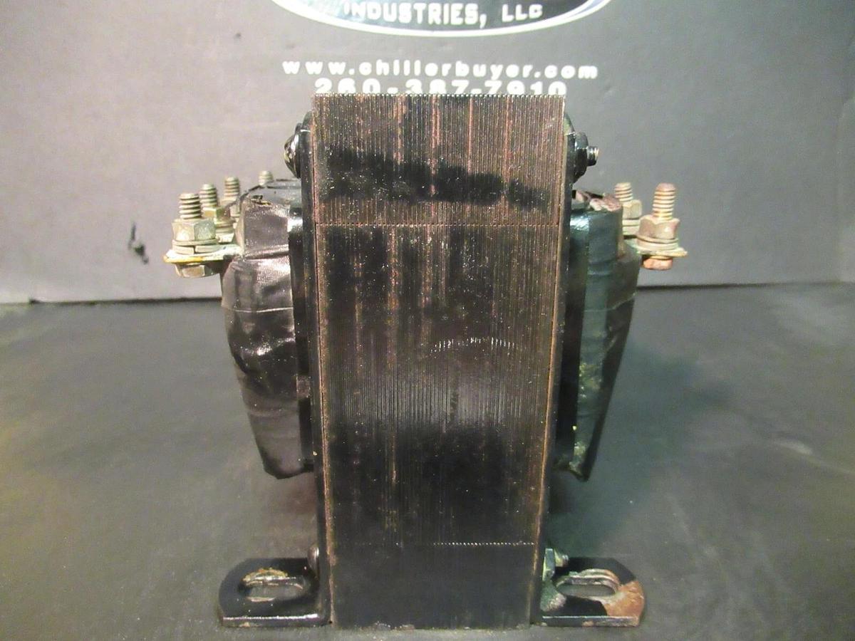 Used CUTLER HAMMER TRANSFORMER C1000K2A 1 KVA PRI: 480V SEC: 120V