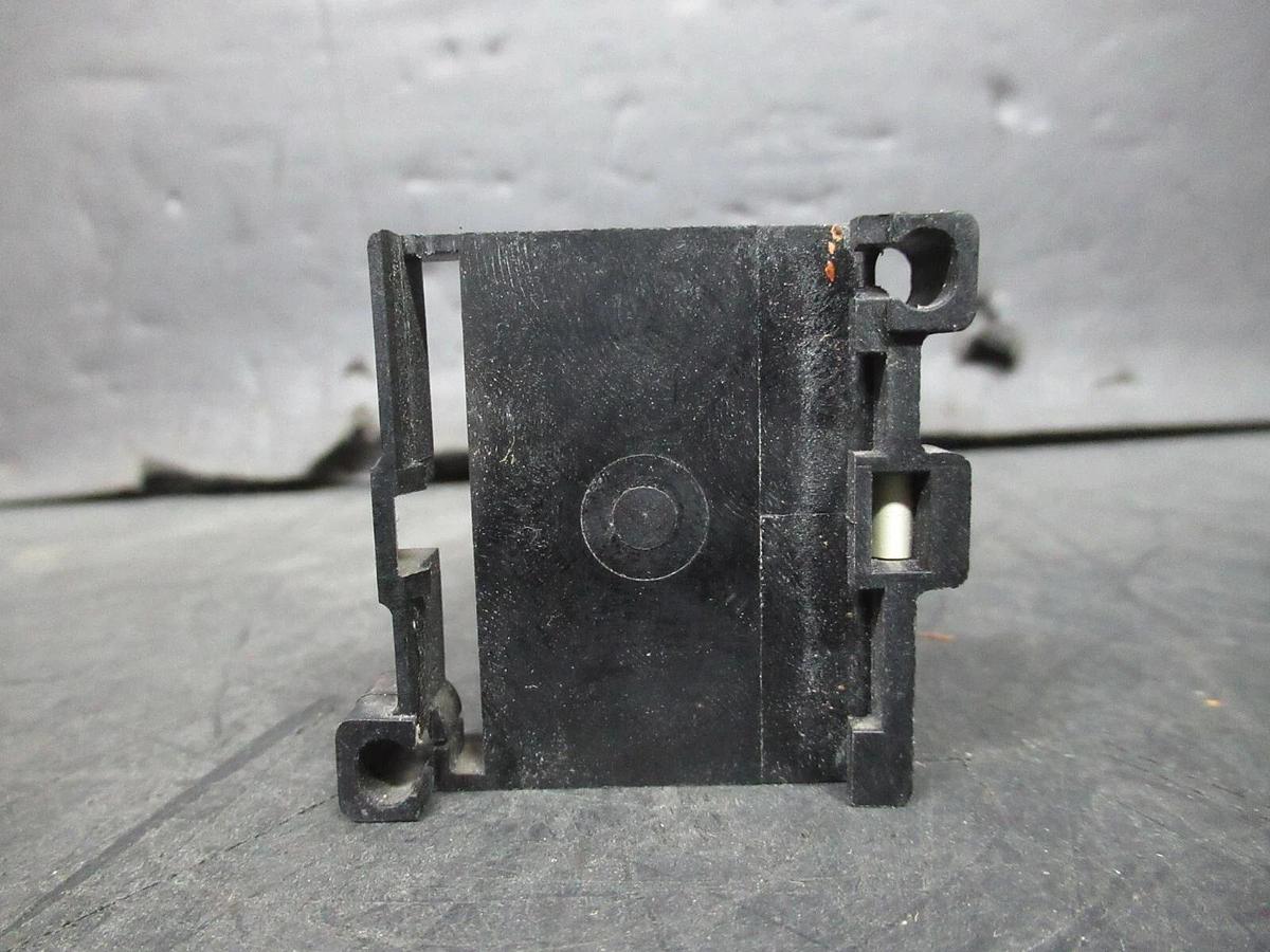 Used SIEMENS-ALLIS INDUSTRIAL TIMING RELAY TRA11C0 6-60 SECONDS 5 AMP 300 VAC MAX