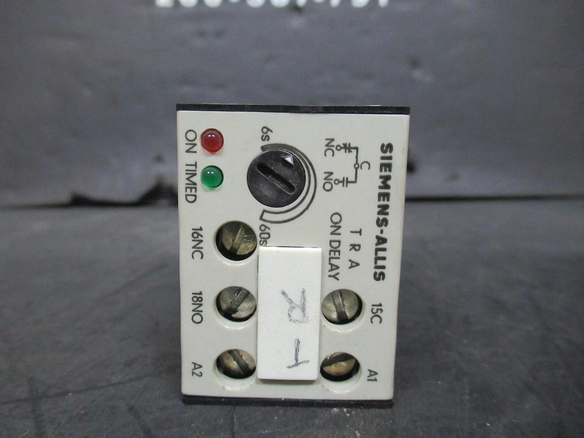 Used SIEMENS-ALLIS INDUSTRIAL TIMING RELAY TRA11C0 6-60 SECONDS 5 AMP 300 VAC MAX