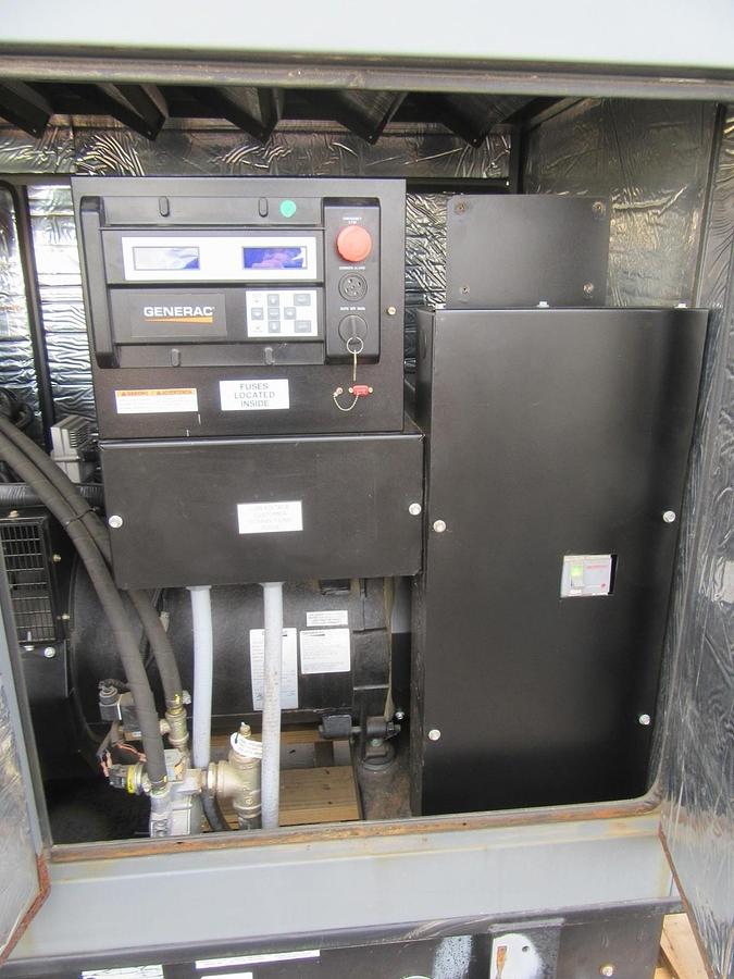 Used 48 KW 50 KW GENERATOR GENERAC NAT GAS LP PROPANE 120/240 V 1 PH 142 HRS WE SHIP