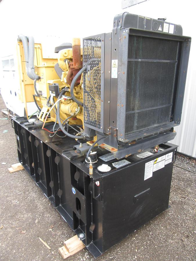 Used 60 KW DIESEL GENERATOR OLYMPIAN 120/240V CAT PERKINS 564 HRS VIDEO WE SHIP!