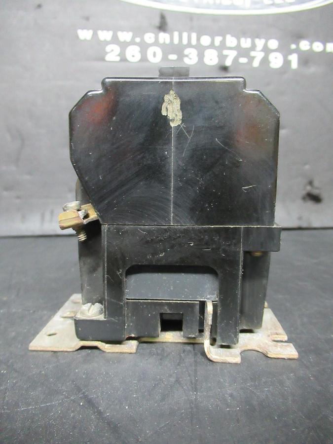 Used CUTLER-HAMMER INDUSTRIAL CONTROL RELAY BF22F 600 VOLT 10 AMP COIL: 120 V