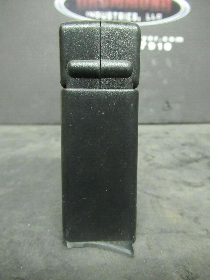 Used VERIS CURRENT SENSOR HAWKEYE 735 135 AMP INPUT: 24 VAC OUTPUT: 250 VAC