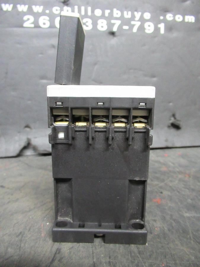 Used SIEMENS CONTACTOR 3RT1016-1AK61 20 AMP 600 VAC 7.5 HP 3-PHASE COIL: 110/120