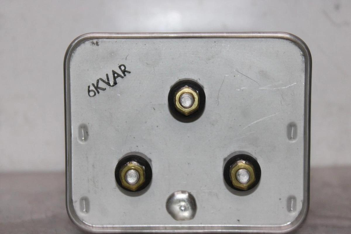 Used AEROVOX AEROVAR CAPACITOR AMP0006D33SA 6-8 kVAR 240-270 VAC 50/60 HZ 3-PHASE