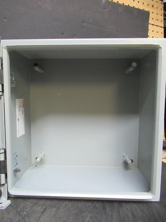 NEW SURPLUS HOFFMAN TYPE 4, 12 ENCLOSURE CSD12126 12" X 12" X 6" **WARRANTY**