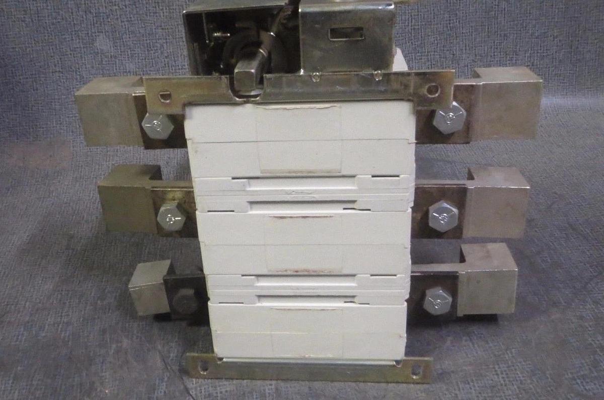 Used ABB GENERAL PURPOSE SWITCH 400 AMP 600 VAC 3 PHASE W/ LUGS MODEL: OETL-NF400