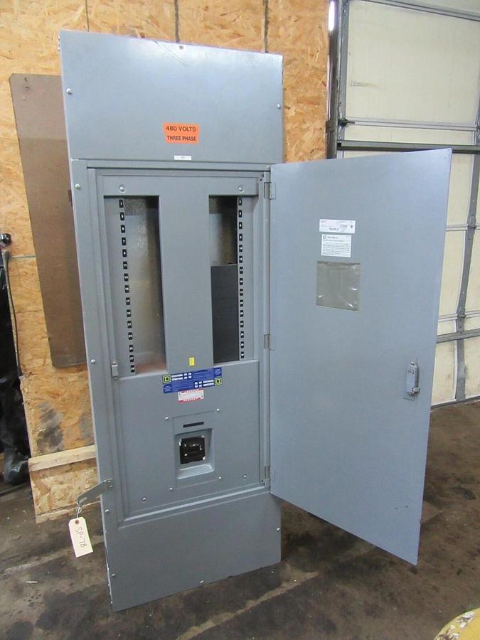 Used 400 AMP SQUARE D I-LINE PANELBOARD PANEL W/ MAIN 3 PH 4 W 600 / 480 VAC E1