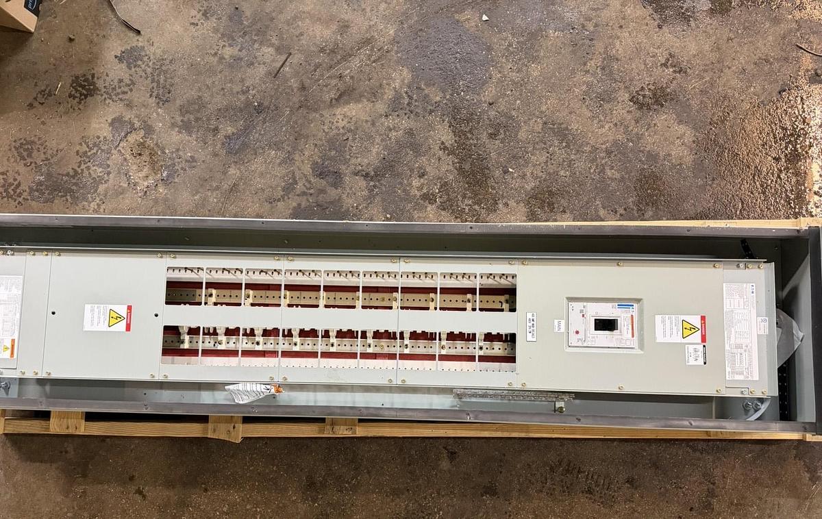 NEW EATON NEMA 3R POW-R-LINE XPERT PANELBOARD LWPQ2090 PRL3X 400 AMP MAIN 480V