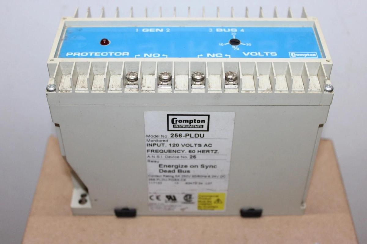 Used CROMPTON INSTRUMENTS TRANSDUCER PTOTECTOR RELAY 256-PLDU-PQBX-C6 120 VAC