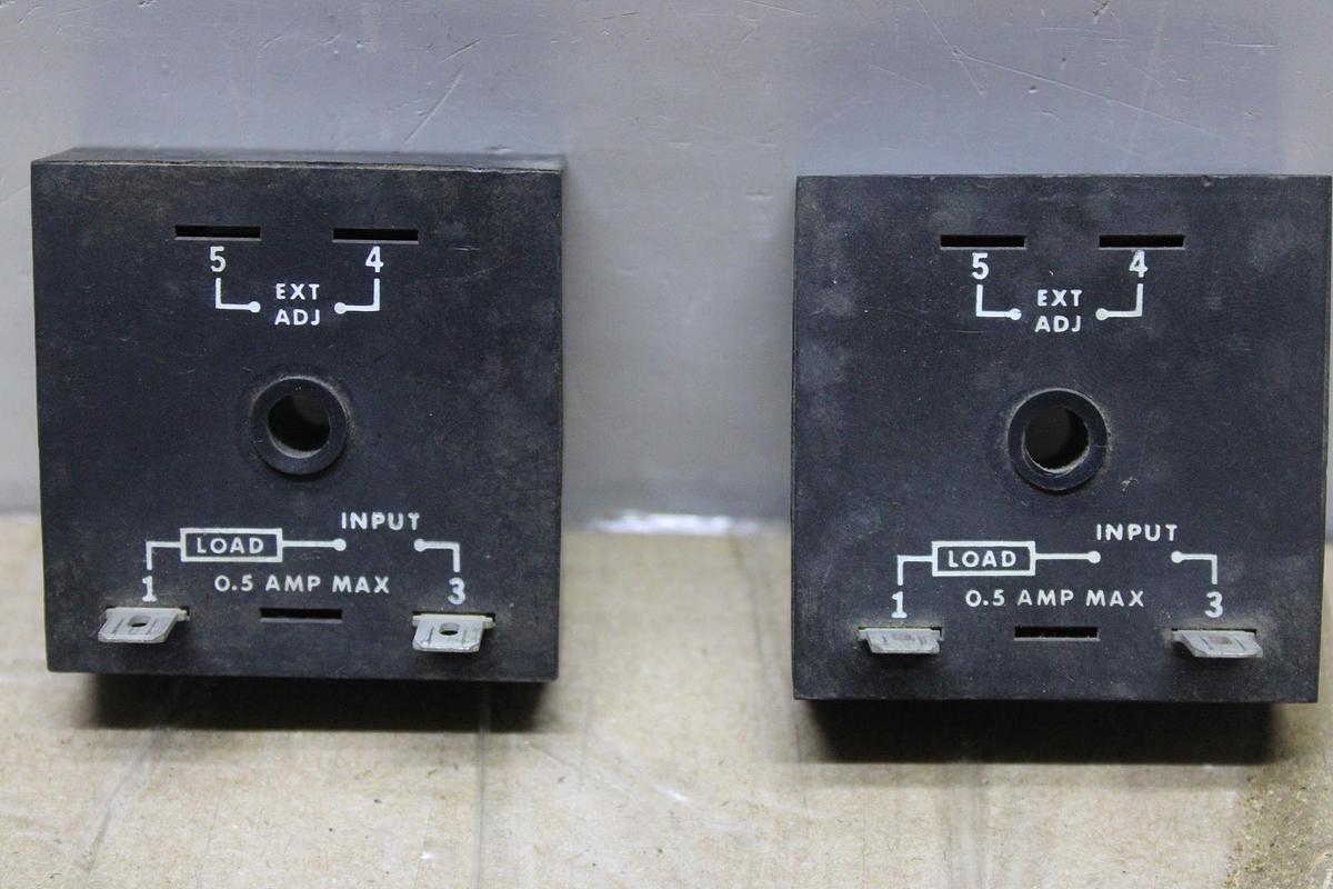 Used LOT OF 2 ARTISAN UNIVERSAL TIME CAPSULE 438-U