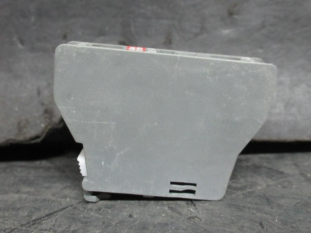 Used LOT OF 3 ABB AUXILLIARY CONTACT CA5-10 690 VOLT 16 AMP A600-Q300 **WARRANTY**