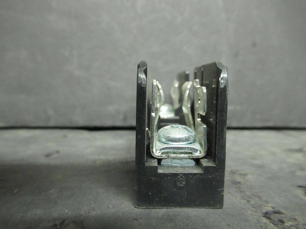 Used (2) LITTELFUSE FUSE LUG SET L60030M-1PQ 600 VOLTS 30 AMP **WARRANTY INCLUDED!**