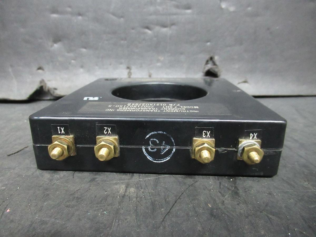 Used TRANE CURRENT TRANSFORMER 0121A03794B X13580048-01 200/180/150: 5 MODEL 7-SHT