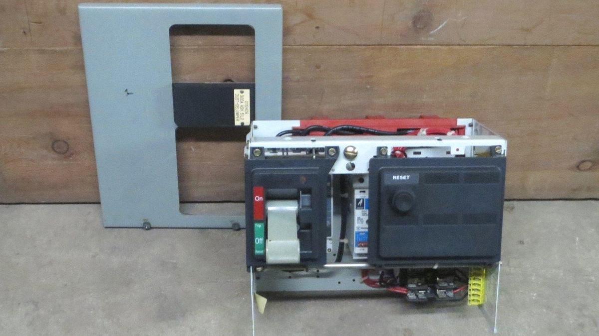 Used WESTINGHOUSE MCC 12" BUCKET WITH 3 AMP HCMP BREAKER & ADV NEMA SIZE 1 STARTER