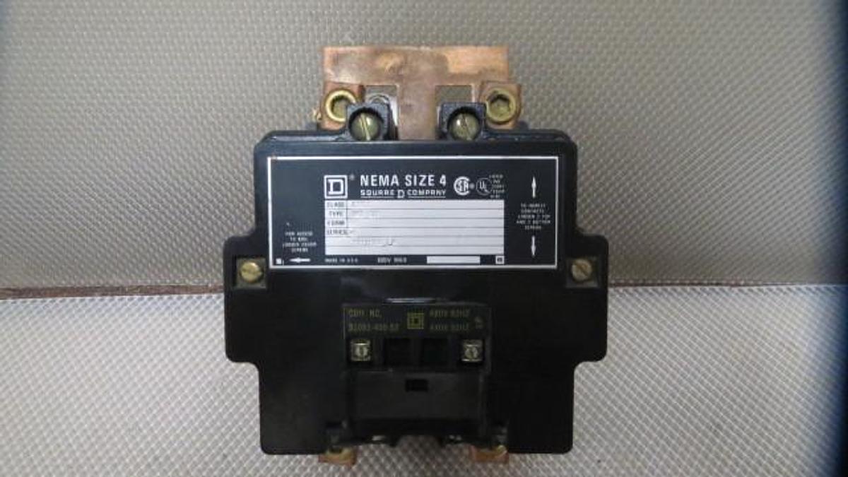 Used SQUARE D NEMA SIZE 4 CONTACTOR 600 VAC W/ 480V COIL MODEL 8502SFO1S1